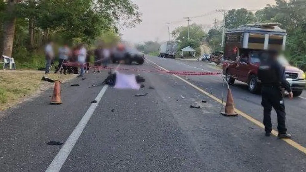 Imagen Tome precauciones, hay cierre parcial de circulación en carretera de Veracruz 