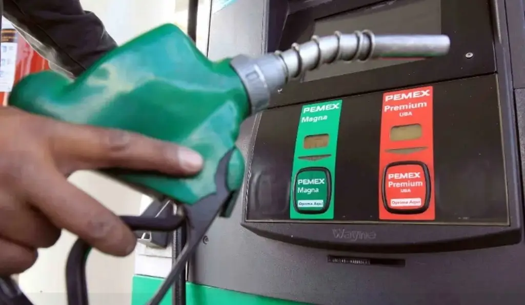 Imagen En México, uno de cada tres litros de combustible proviene del huachicol: expertos