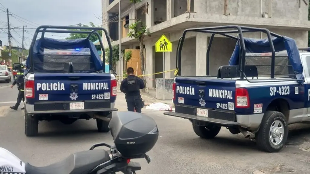 Imagen Joven albañil muere al electrocutarse y caer de un segundo piso en Córdoba