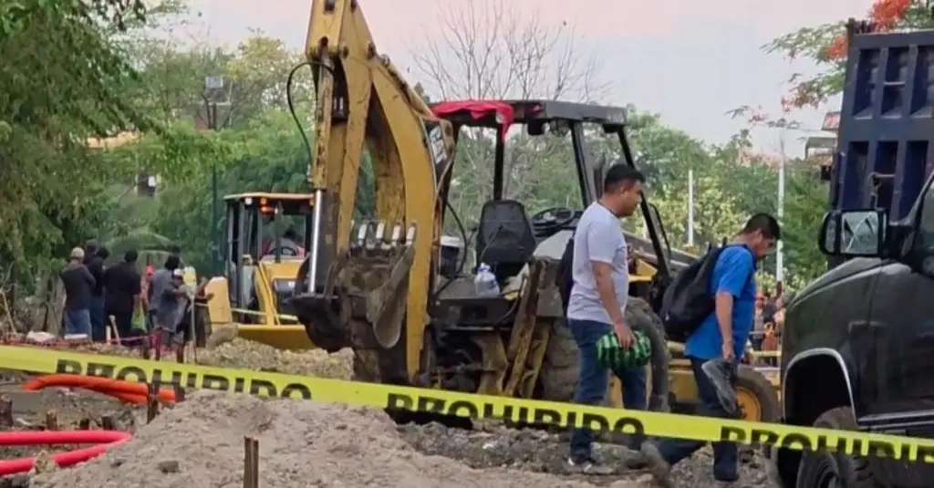 Hombre muere sepultado por alud de tierra al norte de Veracruz 