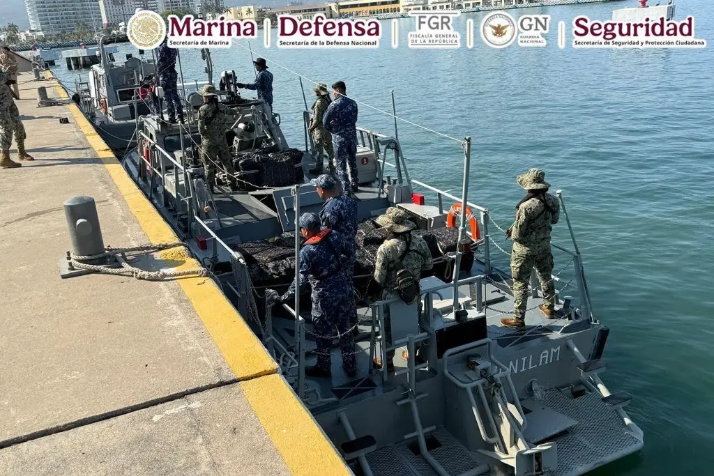 Imagen Aseguran 1500 kilogramos de c0caína frente a costas de Jalisco