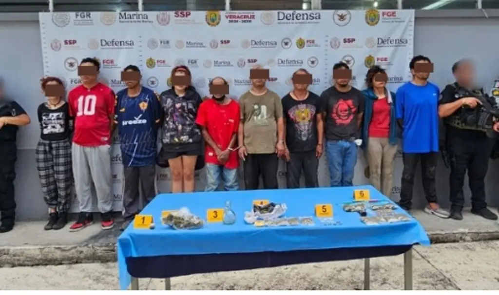 Imagen Cateo en colonia de Xalapa deja 10 detenidos y varios objetos asegurados 
