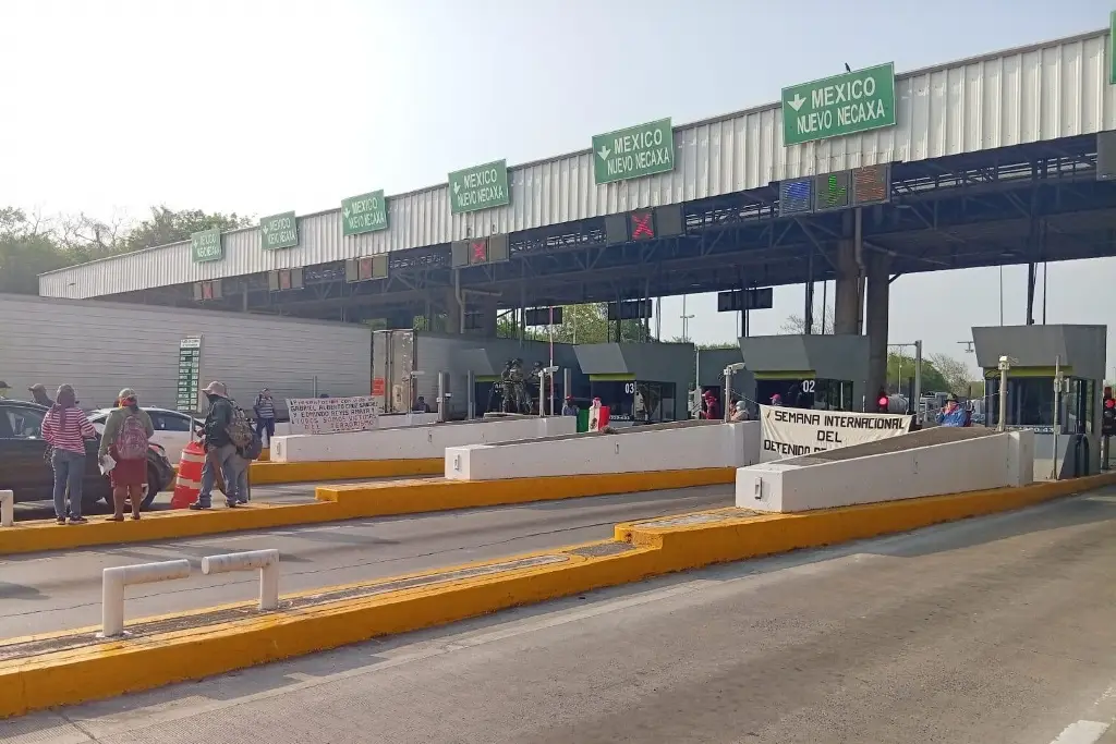 Imagen Toman caseta de cobro Tuxpan- México, este es el motivo