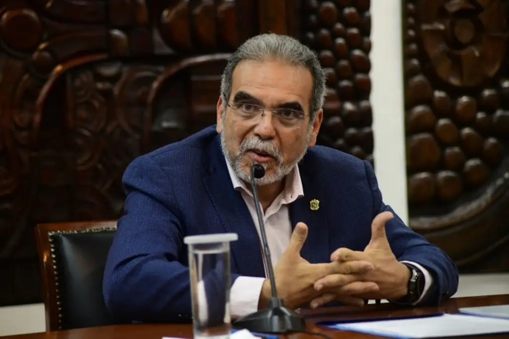 Imagen Prórroga sí, reelección no: UV enfrenta decisión clave sobre continuidad del Rector Martín Aguilar