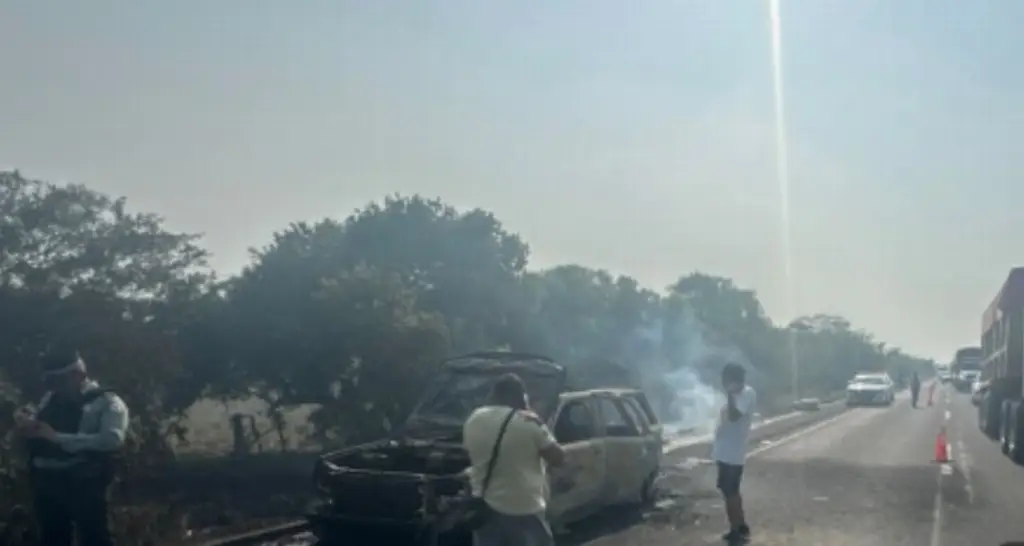 Imagen Se registra cierre parcial de circulación en carretera de Veracruz 