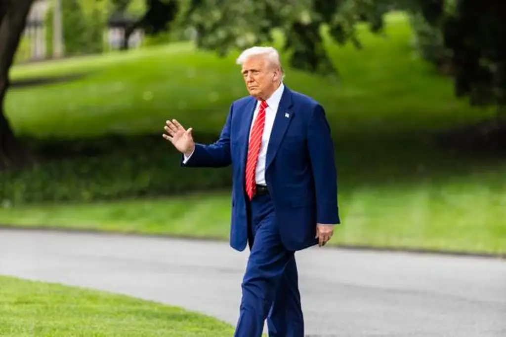 Imagen Acusan a hombre por hacerse pasar por mexicano inculpado de amenazar de muerte a Trump