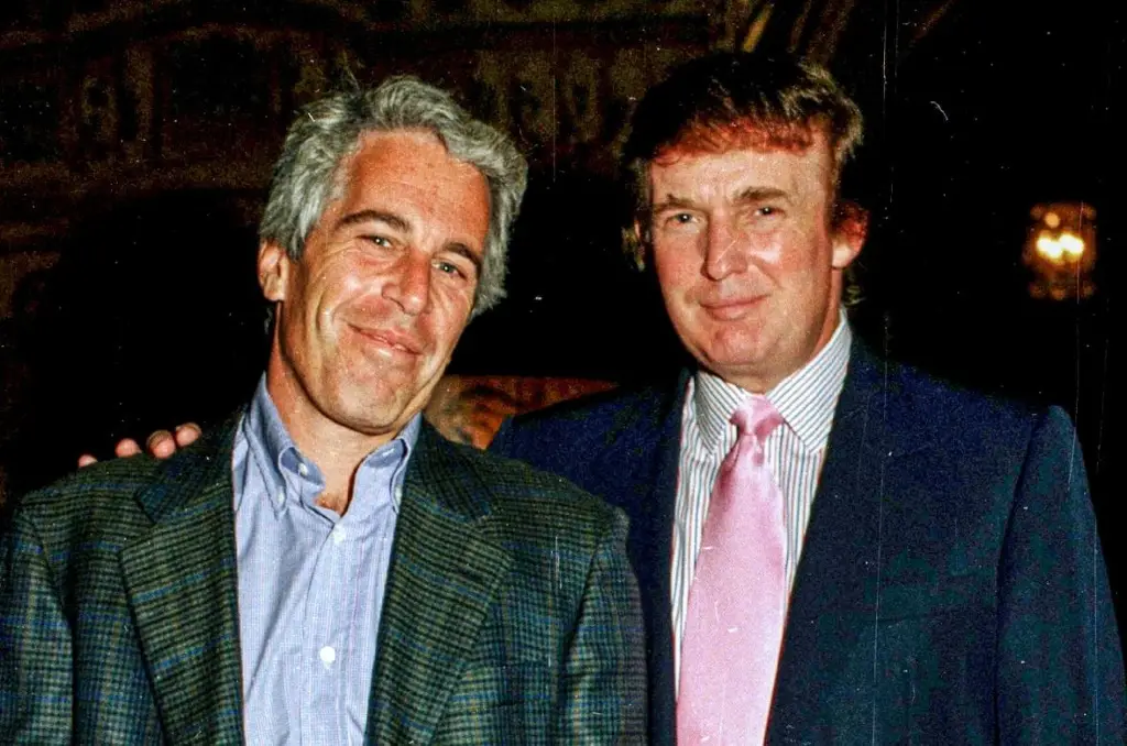 Imagen Musk contraataca: Donald Trump está en los archivos de Epstein