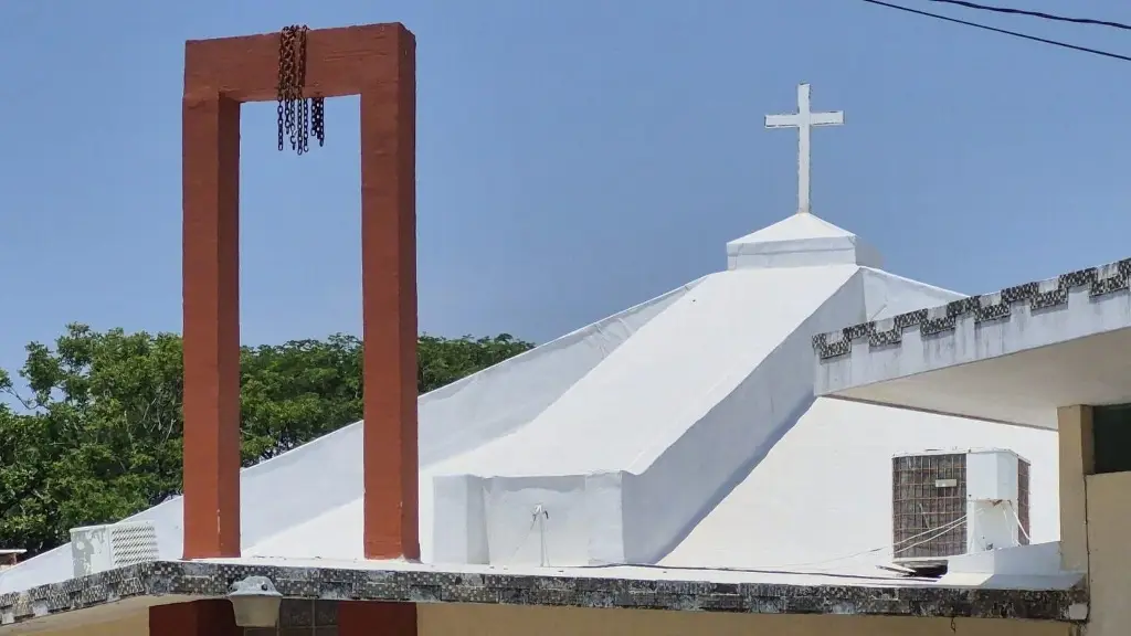 Imagen Roban campana de iglesia en Boca del Río donde estuvieron las reliquias de San Judas Tadeo