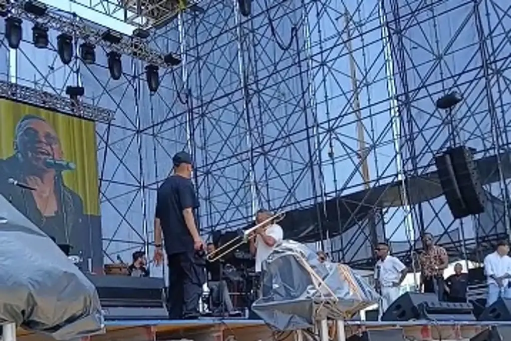 Imagen Artistas realizan pruebas previo al Salsa Fest 2025 