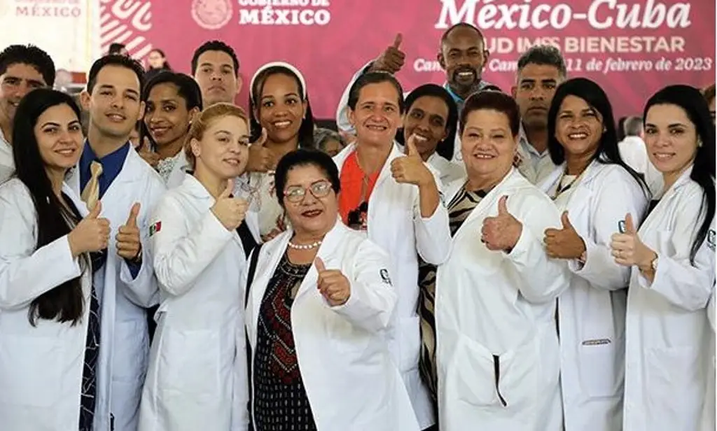 Imagen Revelan que mexicanos han pagado más de 2 mil millones de pesos a médicos cubanos 
