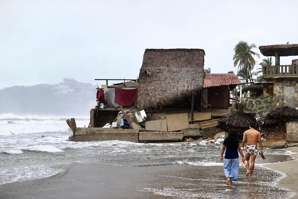 Imagen Así se protege Acapulco ante llegada de 'Erick' 