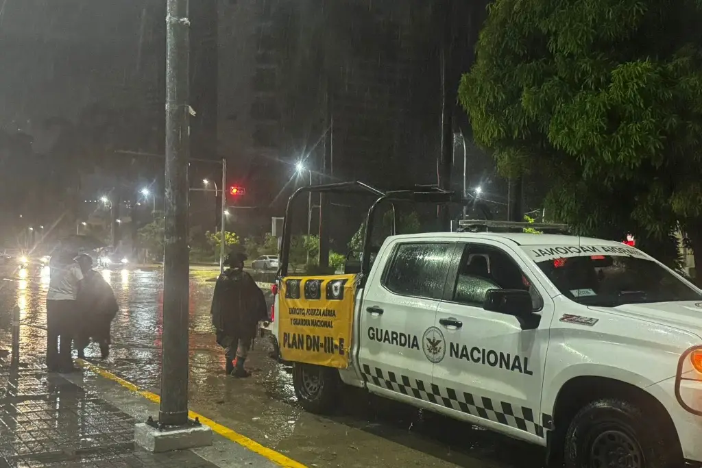 Imagen Guerrero en alerta roja por impacto de huracán Erick en las próximas horas