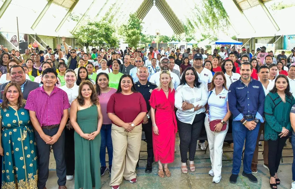 Imagen Cientos celebran el Día del Refugiado en frontera sur de México