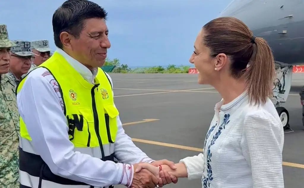 Imagen Llega Sheinbaum a Oaxaca para supervisar afectaciones por huracán 'Erick'