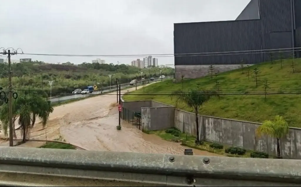 Imagen Hasta 400 mm de lluvia en estos municipios de Veracruz por ‘Erick’ y vaguadas: Conagua