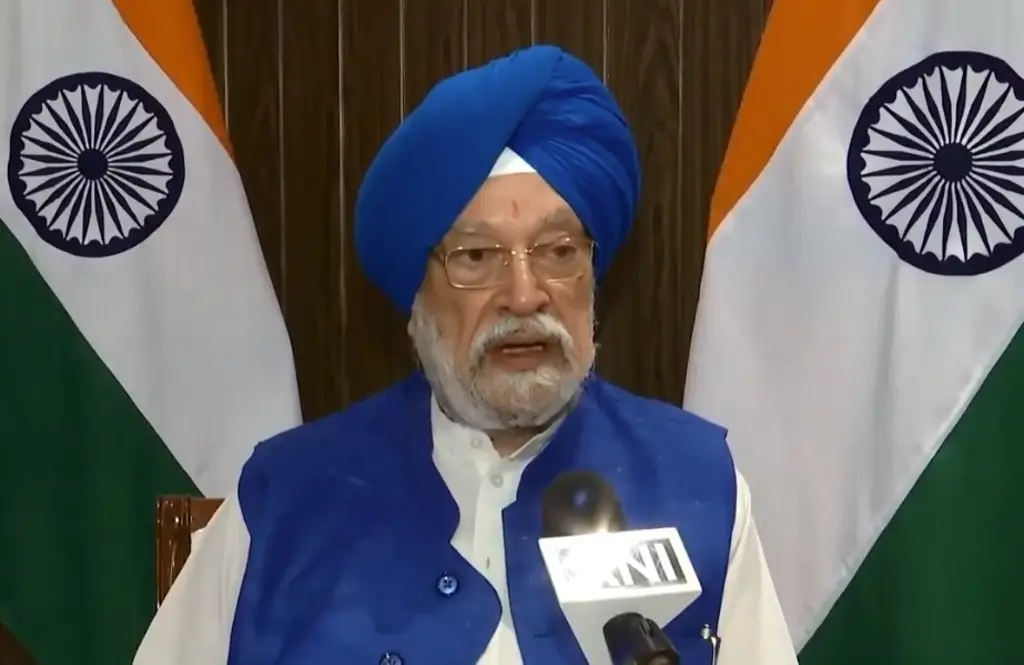 Imagen India garantiza el suministro de combustible ante el posible cierre del estrecho de Ormuz