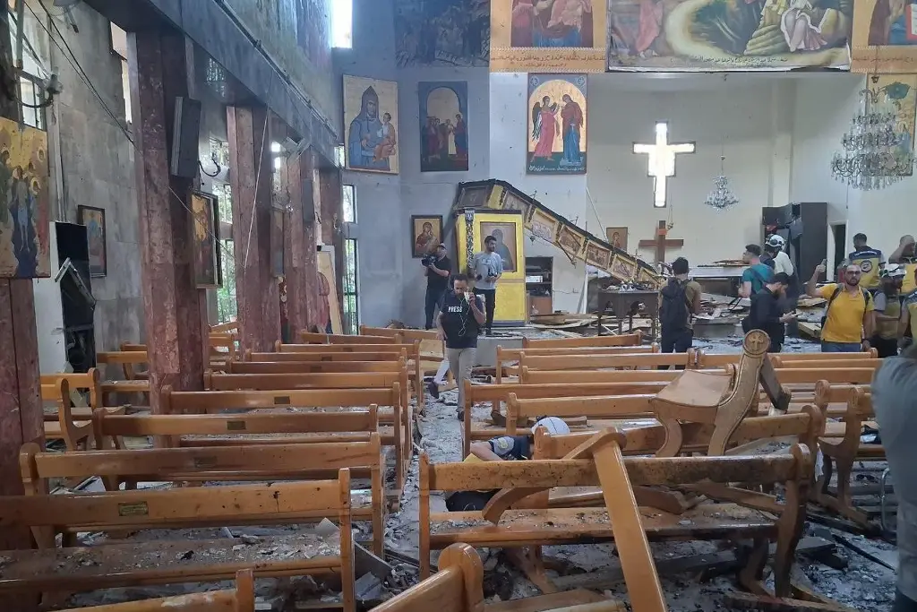 Imagen Deja 25 muertos ataque suicida con explosivos en iglesia ortodoxa en Damasco