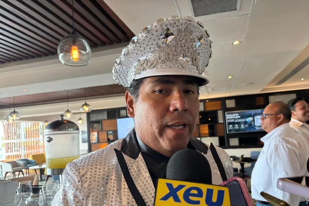 Imagen Rey del Carnaval de Veracruz tendrá vestuario del diseñador Mitzy y del 'Genio del Disfraz'