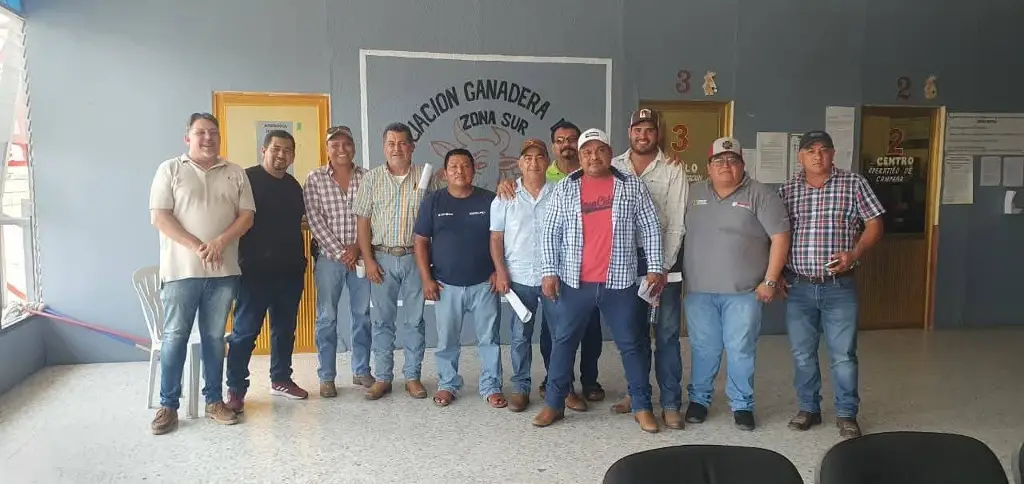 Imagen Confirman caso de gusano barrenador en Minatitlán
