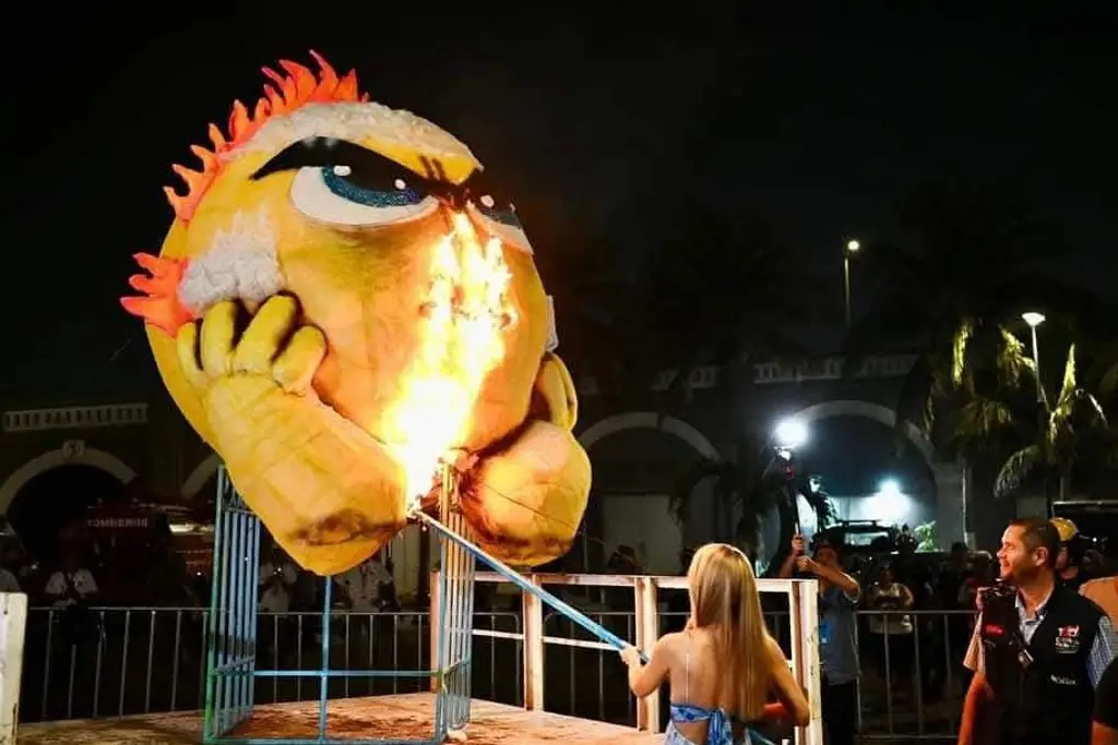Imagen ¿Sabes a quién quemarán como el mal humor del Carnaval de Veracruz este jueves?