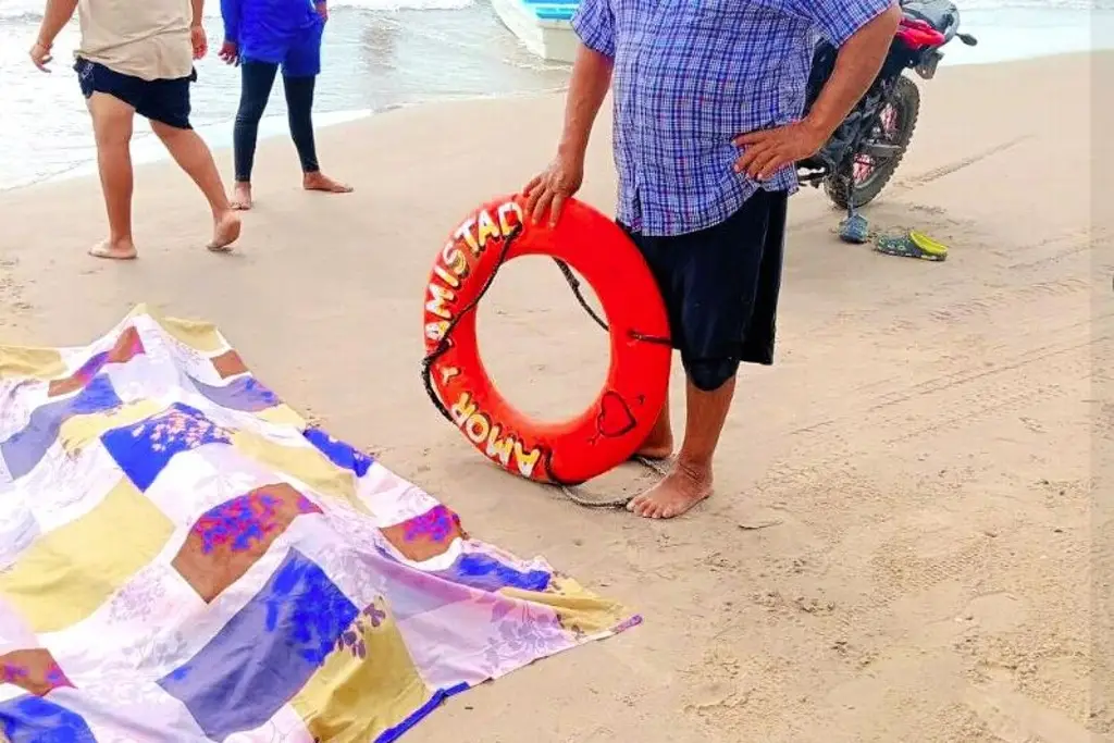 Imagen Joven murió ahogado en playa La Amistad de Tuxpan; habría ingerido alcohol y pastillas antes de nadar