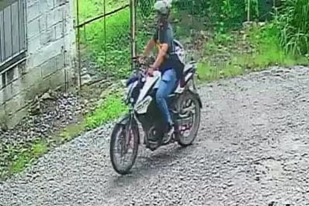 Imagen Alertan por motociclista acosador en calles de La Florida, Veracruz