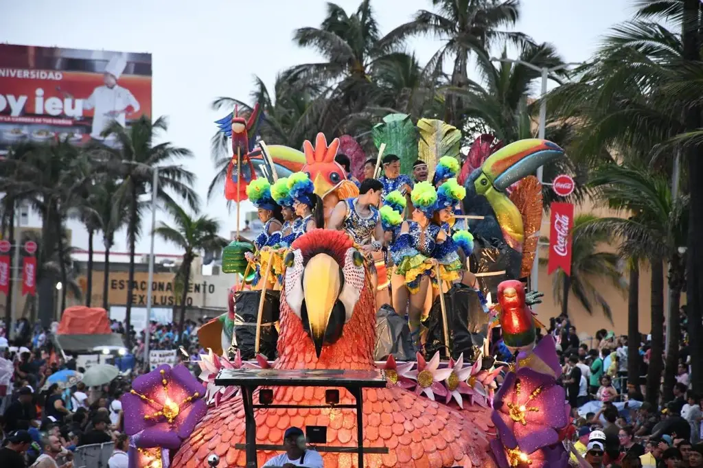 Imagen ¡Hoy es el segundo gran desfile del Carnaval de Veracruz! Estos son los artistas invitados