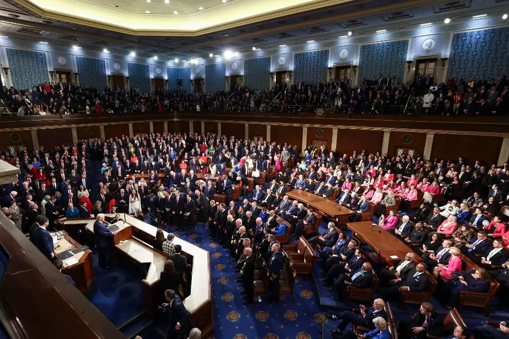 Imagen Senado de EU debate el plan fiscal de Trump tras 16 horas de lectura pública