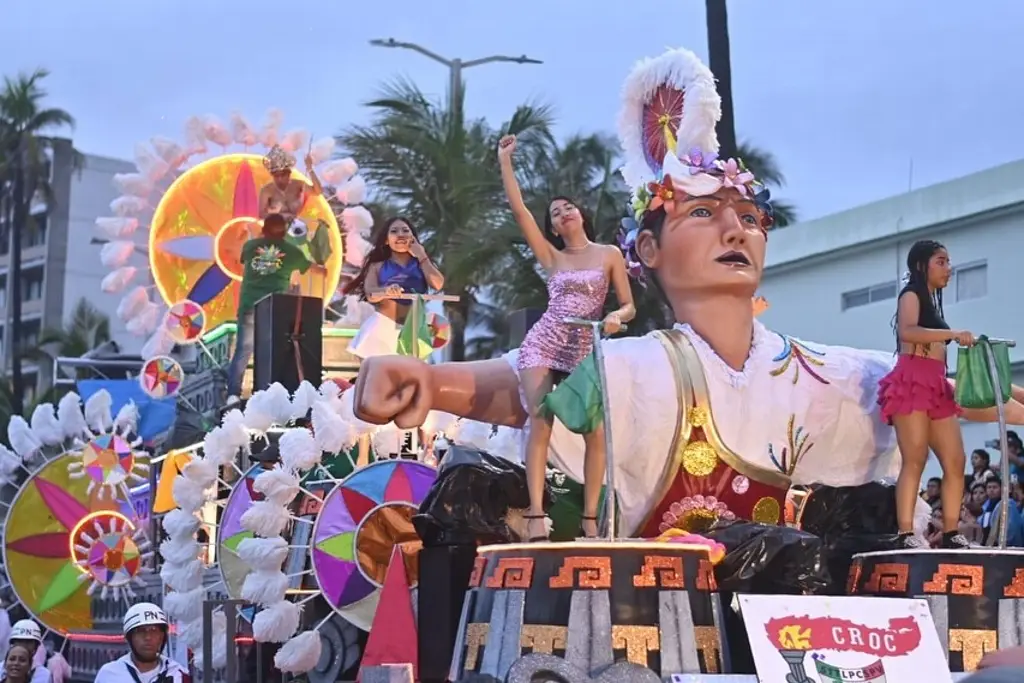 Imagen Hoy tercer gran desfile de Carnaval de Veracruz 