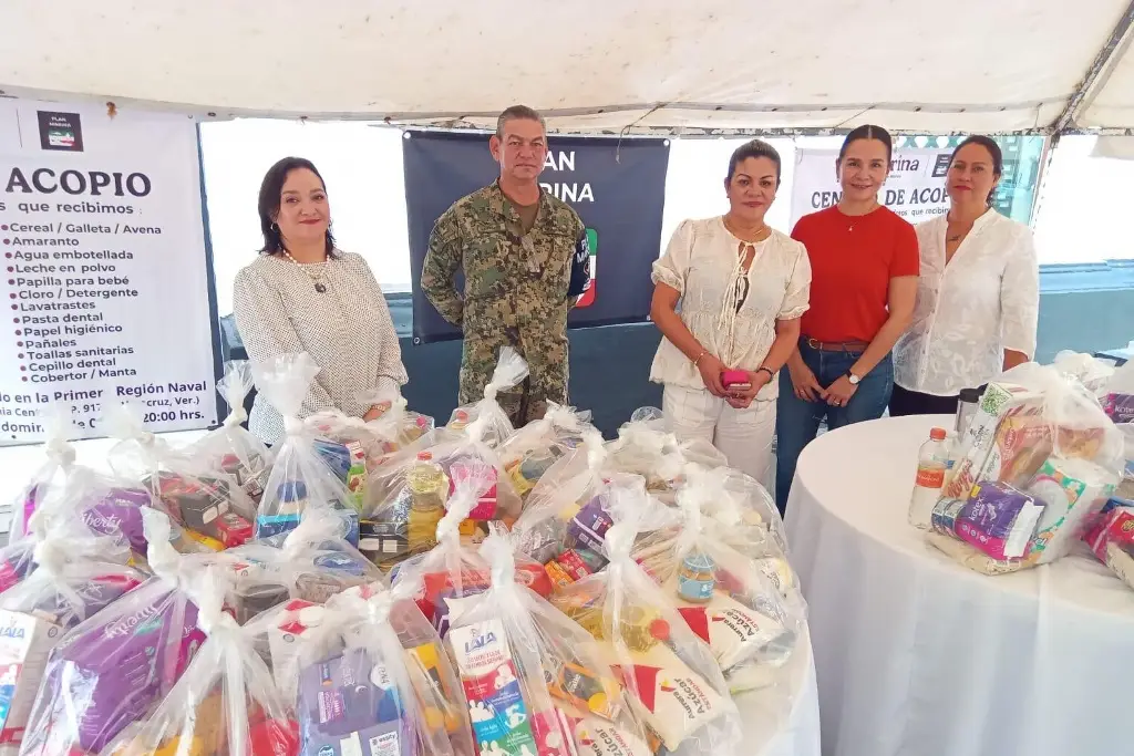 Imagen Abren centro de acopio en Primera Región Naval para damnificados por huracán Erick