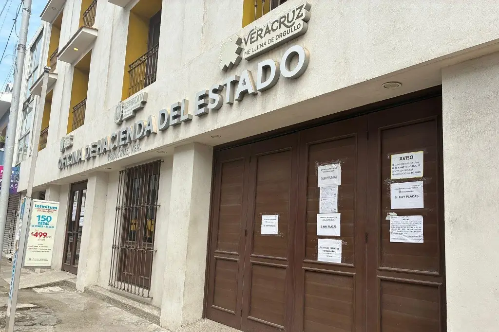 Imagen Suspenden labores en la Oficina de Hacienda del Estado en el municipio de Veracruz