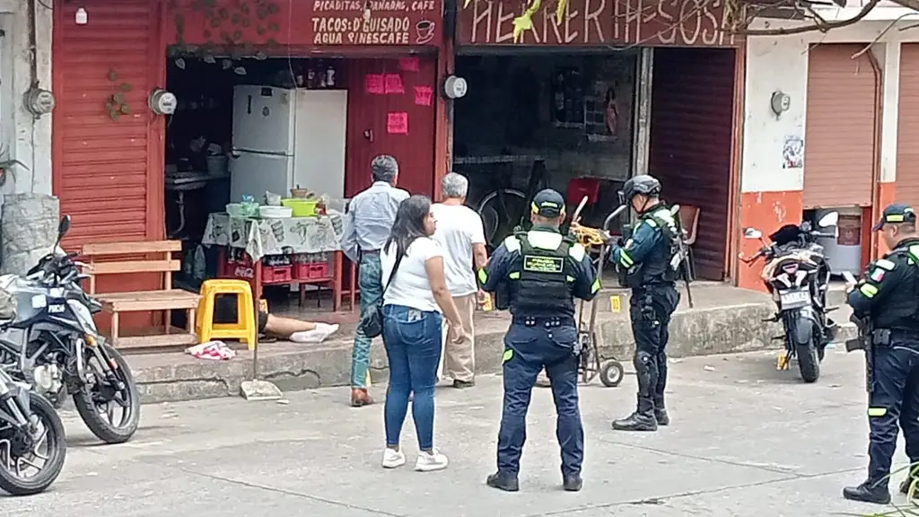 Imagen Identifican al joven asesinado en local de comida en Córdoba; fueron 2 las mujeres heridas a balazos