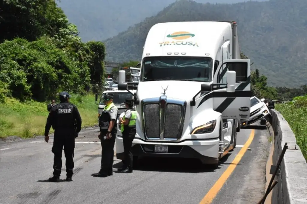 Imagen Se registra carambola en autopista de Veracruz