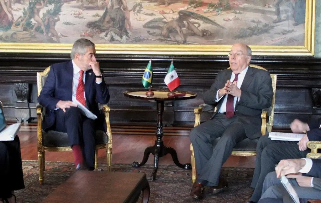 Imagen Cancilleres de Brasil y México discuten sobre migración y cómo facilitar el turismo