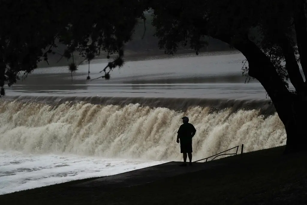 Sube a 70 muertos saldo por inundaciones en Texas, la mayoría campistas