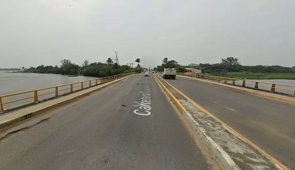 Imagen Corte de luz y cierre vial este viernes por obras en puente 'Calzadas II' en Coatzacoalcos