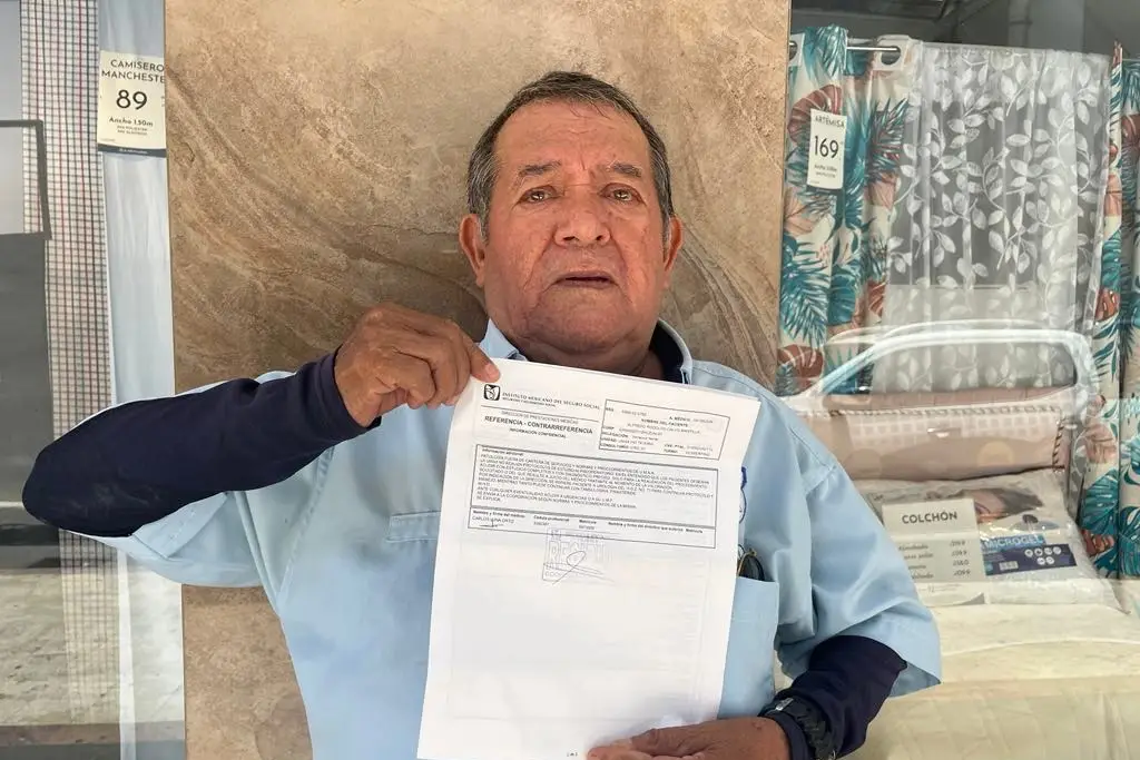 Imagen Don Alfredo de 74 años pide cita en el IMSS, acude pero no hay especialista