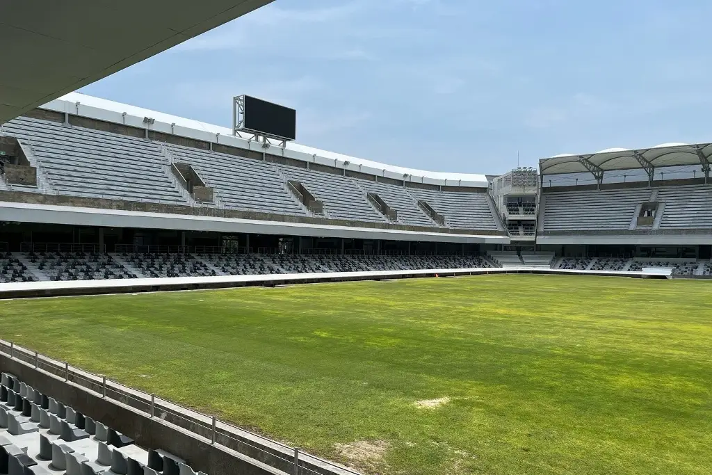 Imagen Fue una inversión innecesaria; ahora hay estadio, pero no hay equipo de futbol, lamenta Huerta