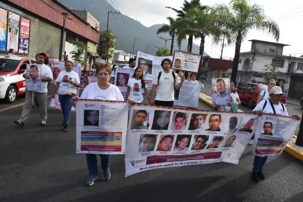 Vivimos una guerra contra la impunidad y el silencio institucional: Familia de desaparecidos