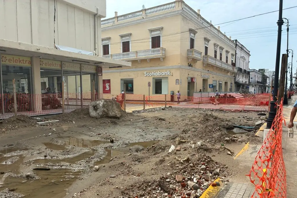 Imagen Canaco pide que obras del Centro Histórico de Veracruz se ejecuten con rapidez  