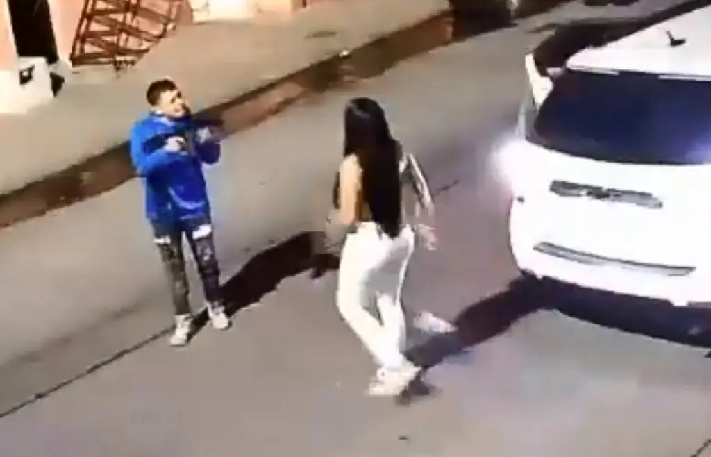 Imagen Tras discusión, sujeto asesina a su ex con un fusil en plena calle de Guadalajara (+Video)