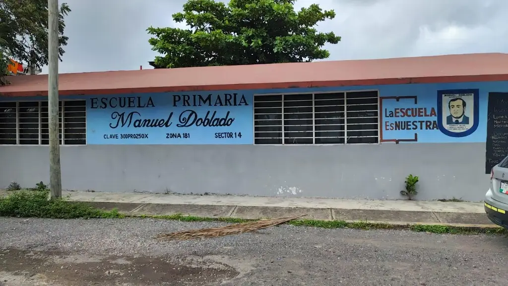Esta escuela de Veracruz busca que más alumnos se inscriban tras baja en matrícula