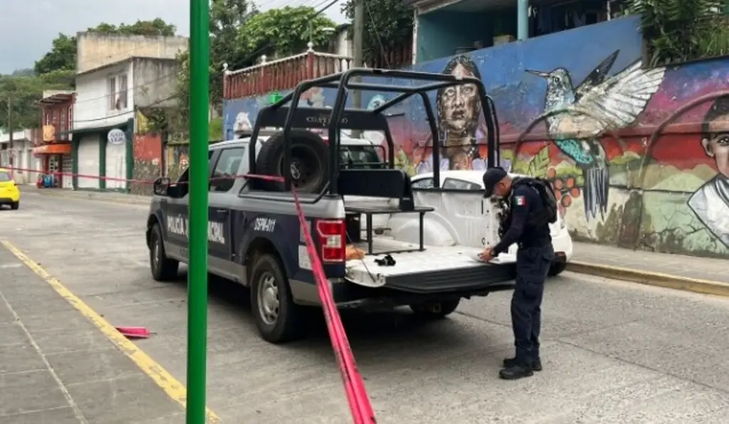 Habitantes de Coatepec exigen a autoridades no minimizar el paseo por las calles de una cabeza humana