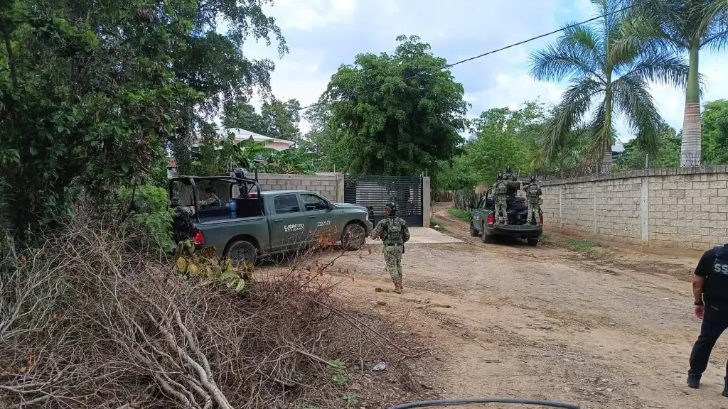 Imagen Balean a periodistas cuando cubrían hallazgo de 6 cuerpos en Culiacán (+Video)