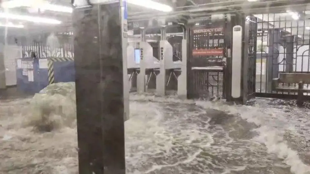 Nueva York con impresionantes inundaciones. Así las combatirá (+Video)