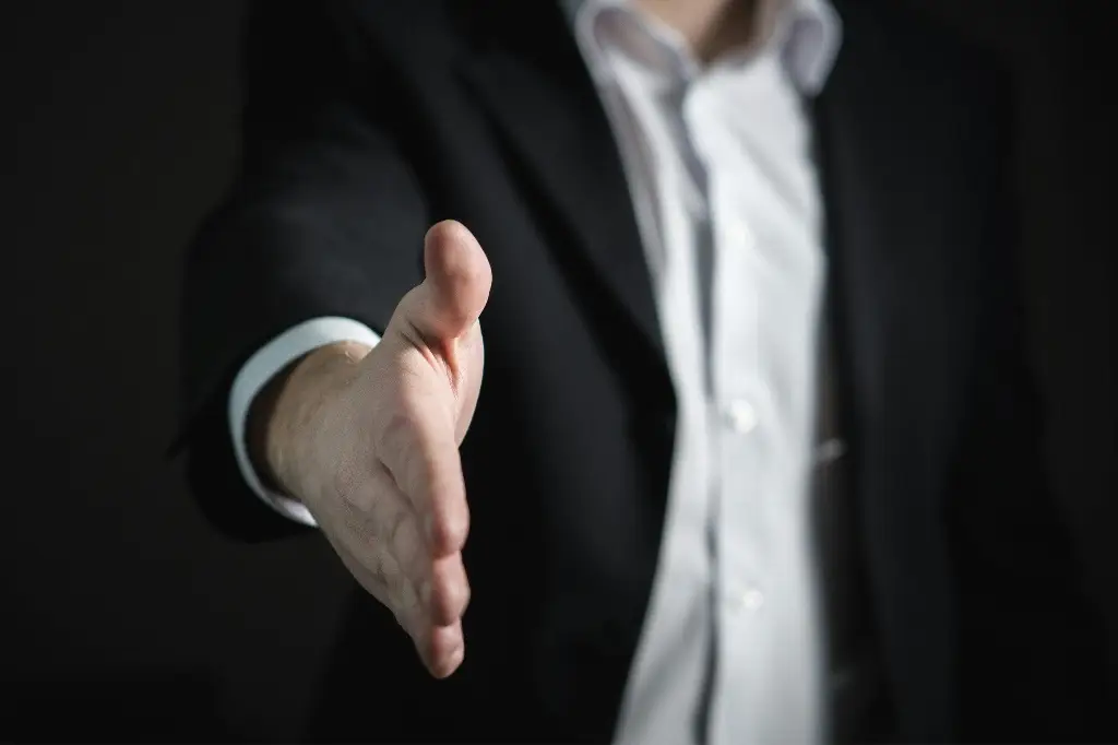 Entre más aranceles imponga EU, habrá menos empleo en México: Economista