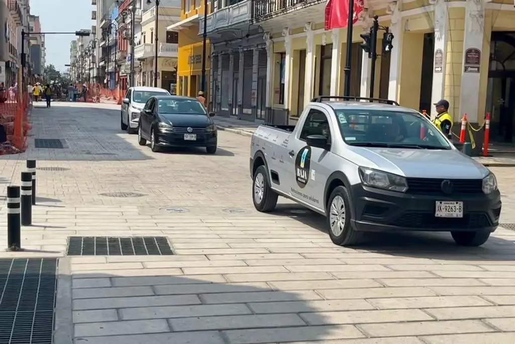 Imagen Abren Independencia a la circulación vehicular: una calle le cambian de sentido temporalmente 