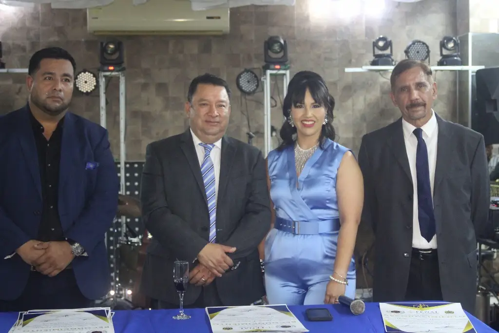 Imagen Colegios de Abogados del Puerto de Veracruz entregan reconocimientos 