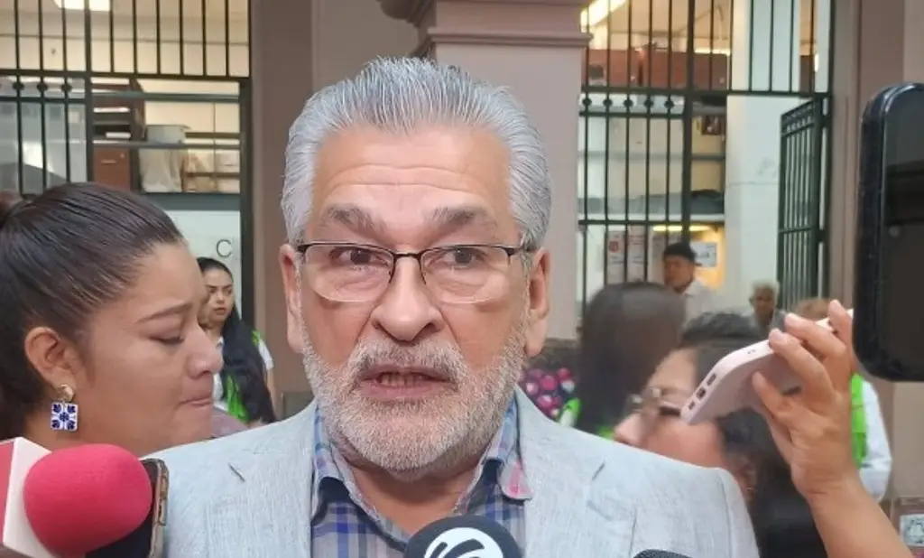 Imagen Paredones del viaducto están a disposición de mujeres para que plasmen sus expresiones: Alcalde de Xalapa