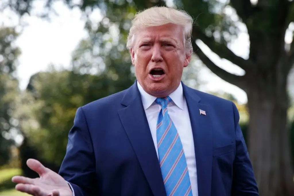 Imagen Trump afirma que demandará al WSJ por publicar carta escrita por él a Epstein